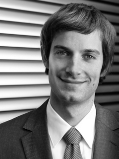 Another Strobist Business Portrait